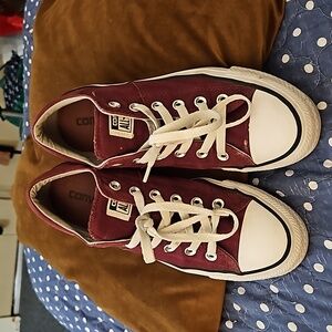 Converse All Star Women's Low Top Sneakers Size 9